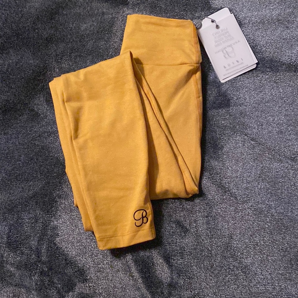 Smoke free home, new with tags never worn.